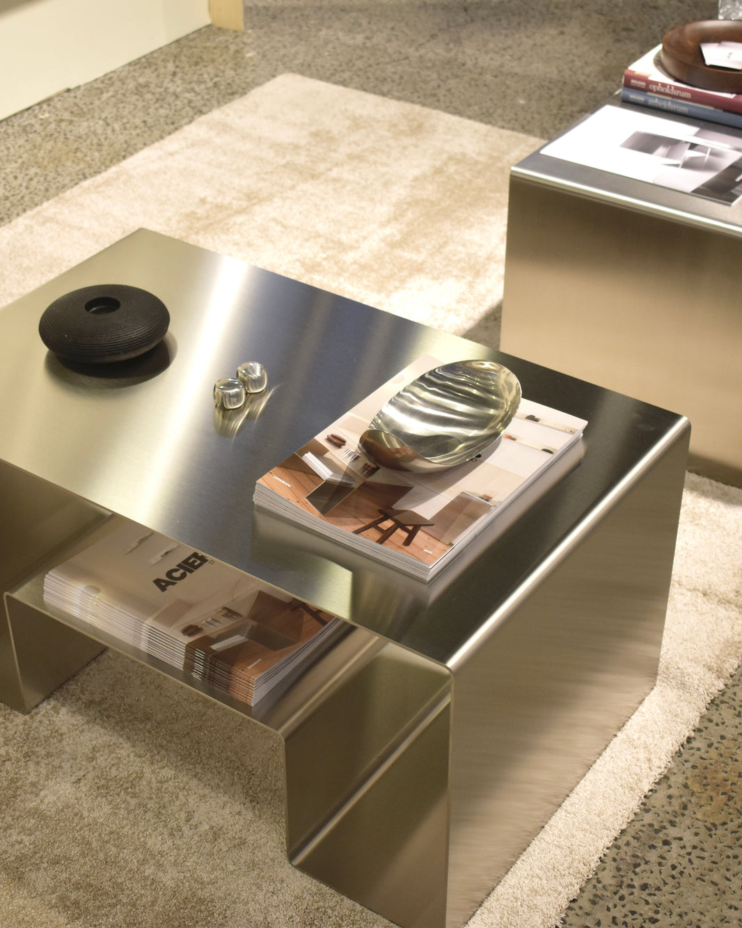 Uppsala sofabord: dual-surface coffee table - Acier Studio