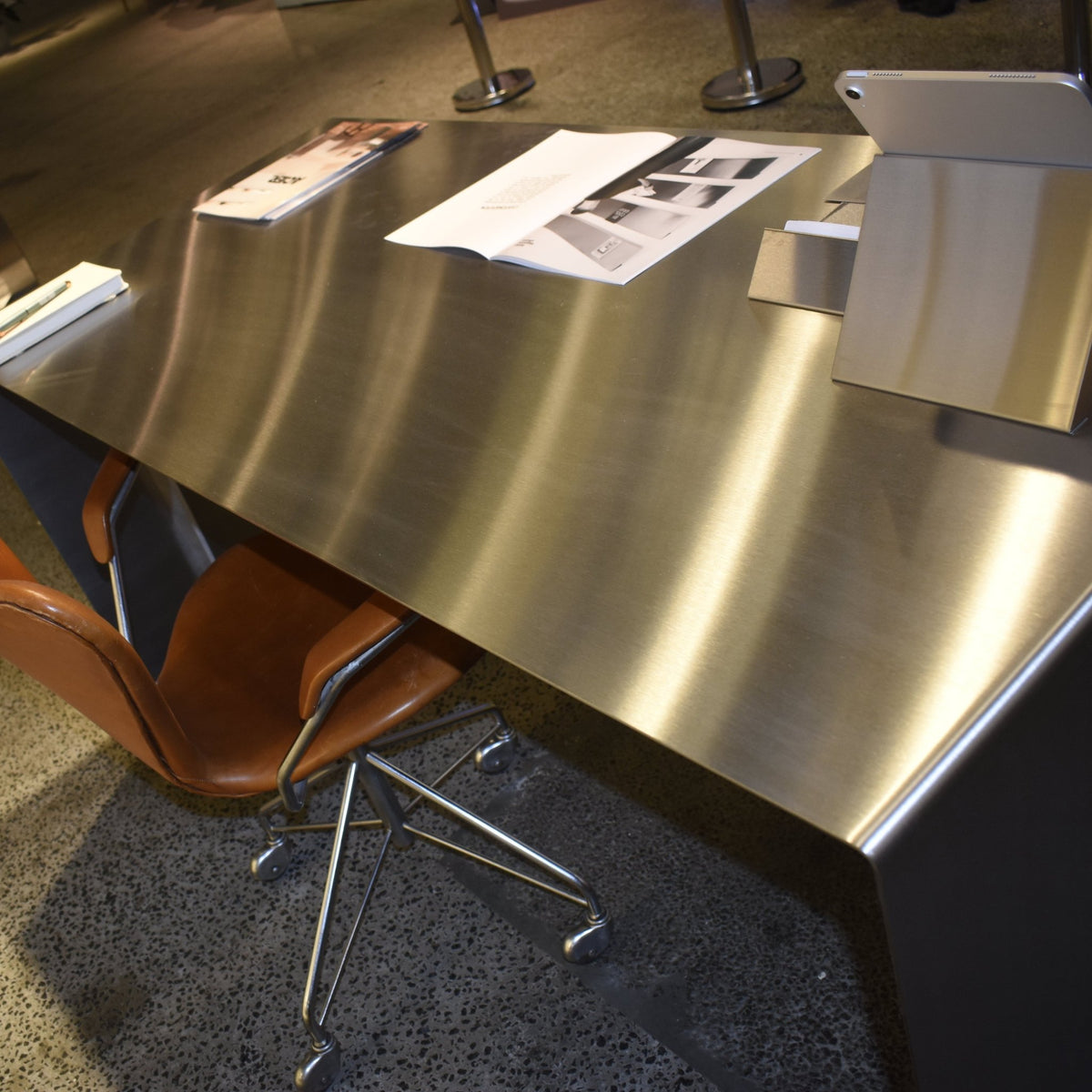STÅL SKRIVEBORD AARHUS - Acier Studio